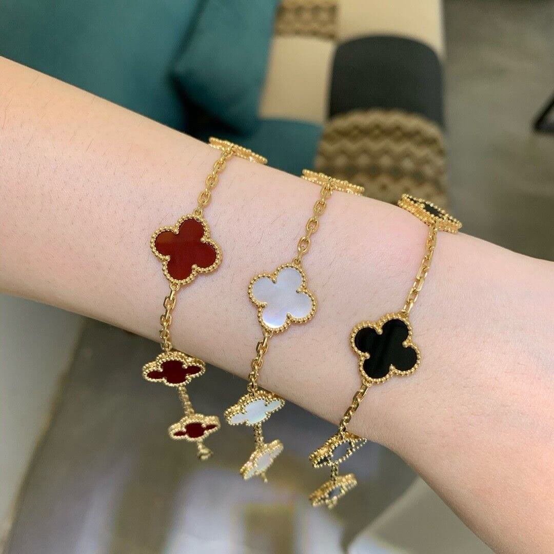 Pulsera Van Cleef ✨ Elegancia que habla por ti
