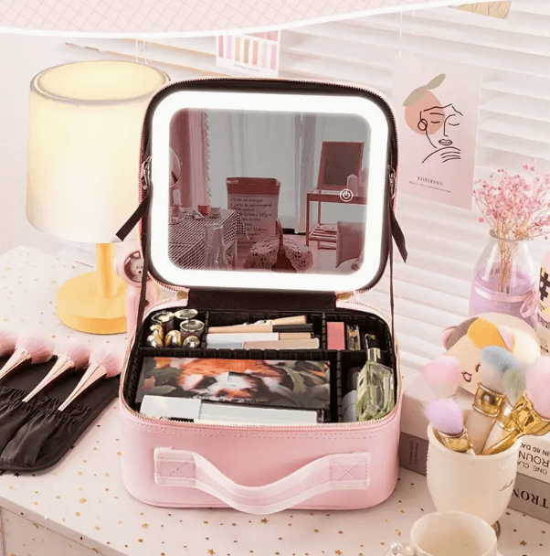 Cosmetiquera con Espejo LED: Tu Tocador Portátil en Cualquier Lugar