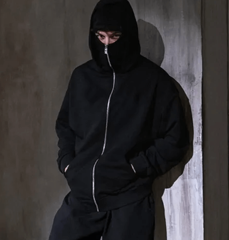 Hoodie Ninja Zip Up – Calidez y privacidad en un solo cierre